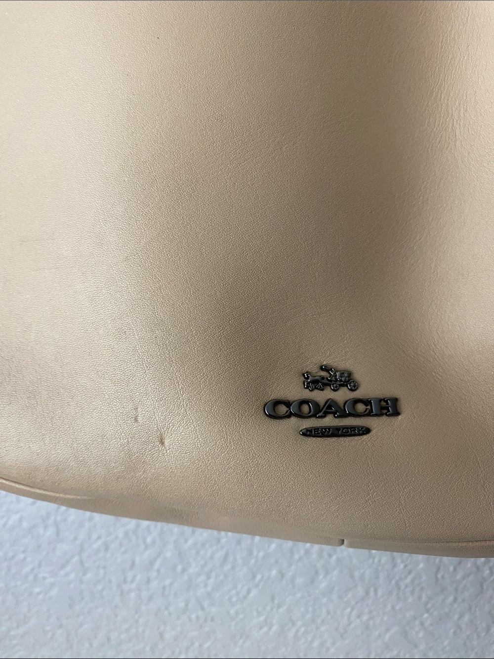 COACH Beachwood Beige Leather Snap NOMAD Hobo Shoulder Bag Purse #36026 - Picture 3 of 16